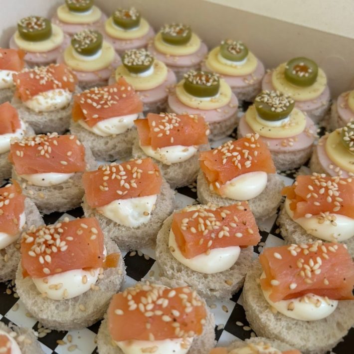 Canapés 50 Unidades