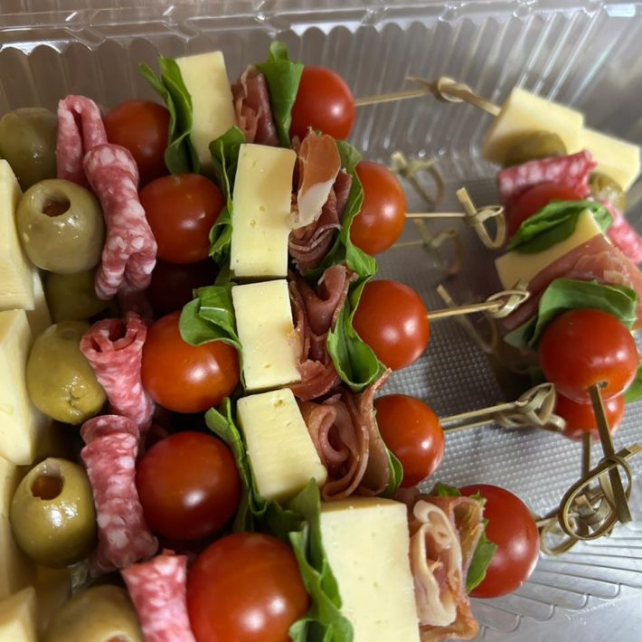 Brochetas gourmet para eventos y delivery