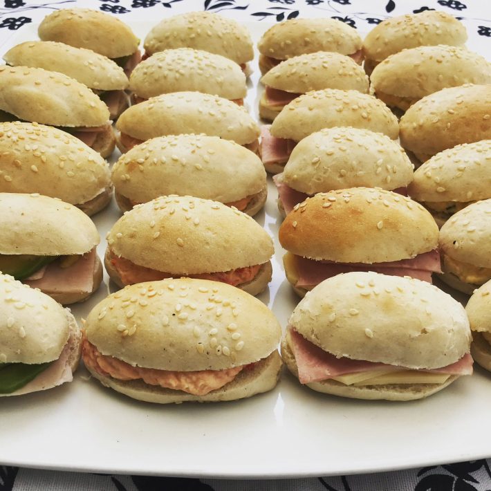 Tapaditos medianos rellenos tradicionales